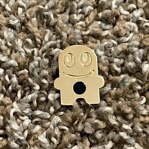 Amazon Pin